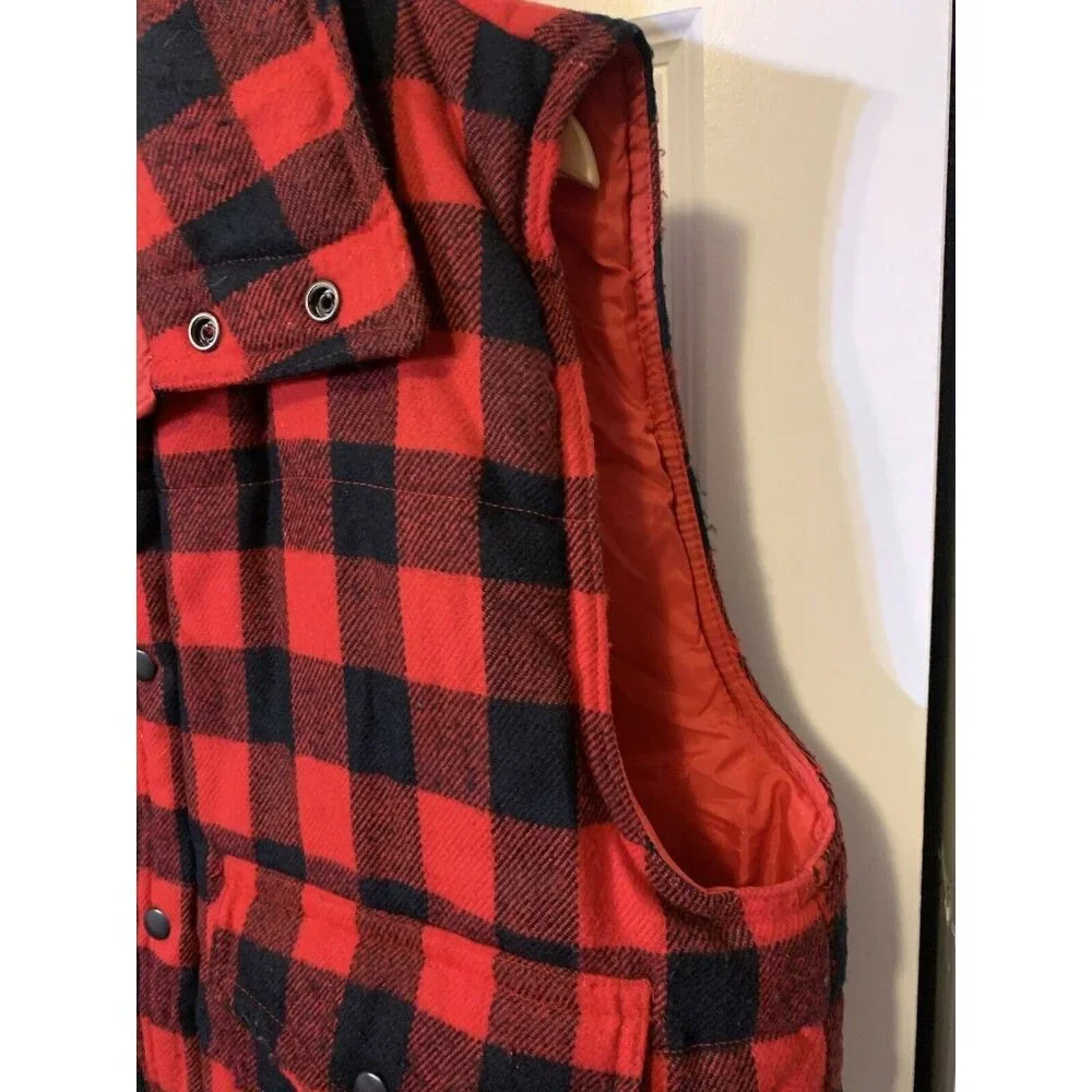 SPORTSMAN’S CHOICE Men’s‎ Sz L plaid hunting vest vtg black & red plaid outdoors